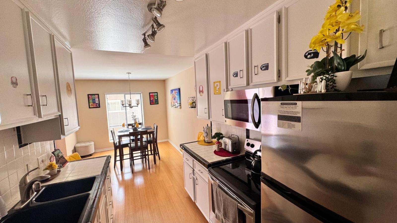 Mario, Harry Potter, Disney & Not Themed Loft Universal Studios 10Min Loft Apartment Лос-Анджелес Экстерьер фото