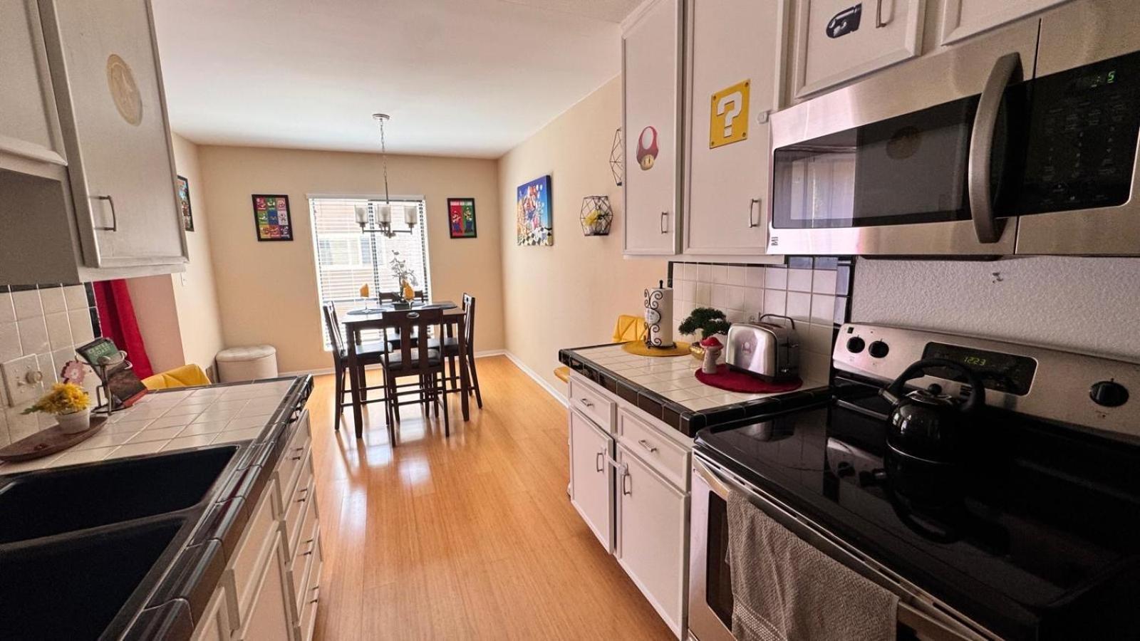 Mario, Harry Potter, Disney & Not Themed Loft Universal Studios 10Min Loft Apartment Лос-Анджелес Экстерьер фото
